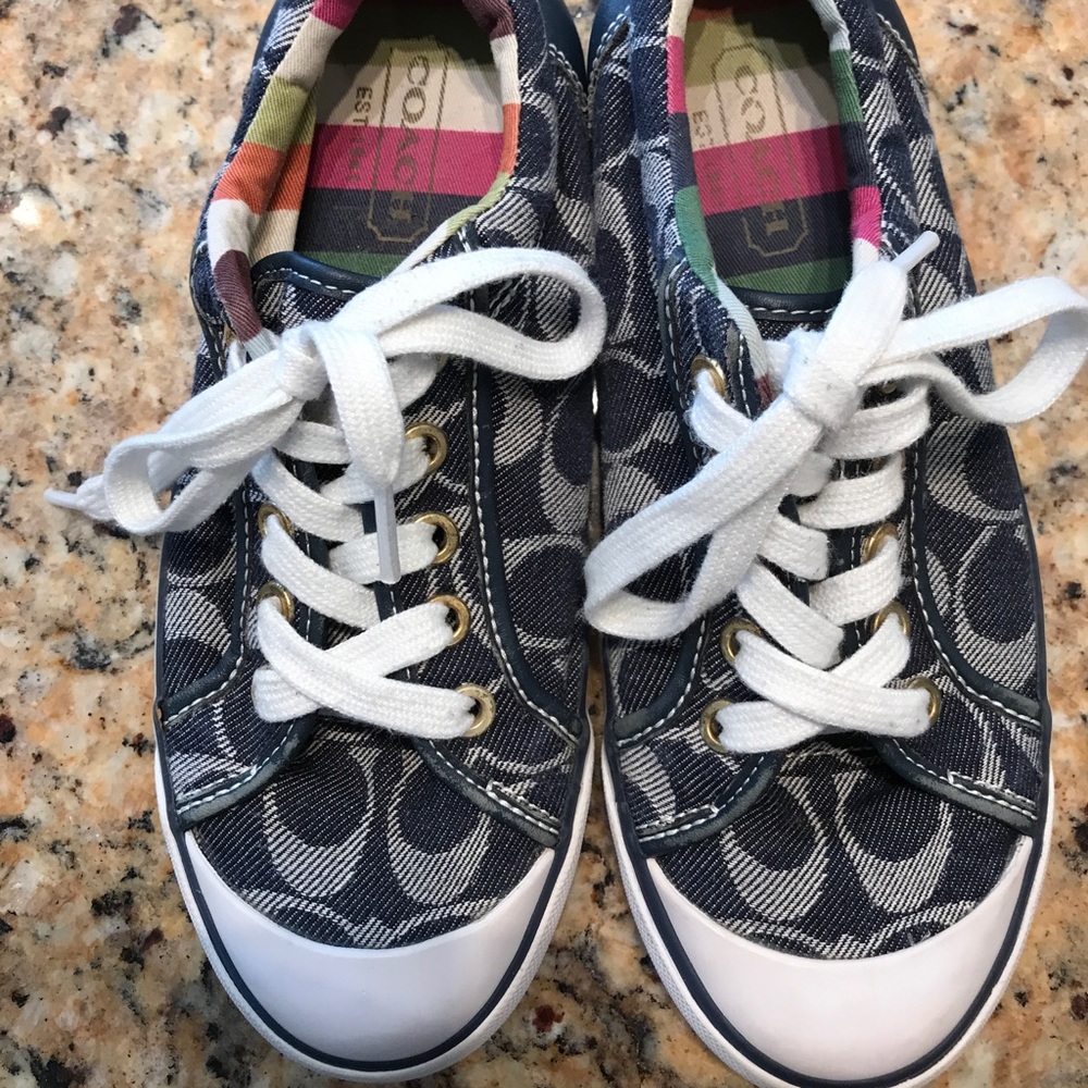Coach Barrett Signature Fashion Sneakers Sz 6